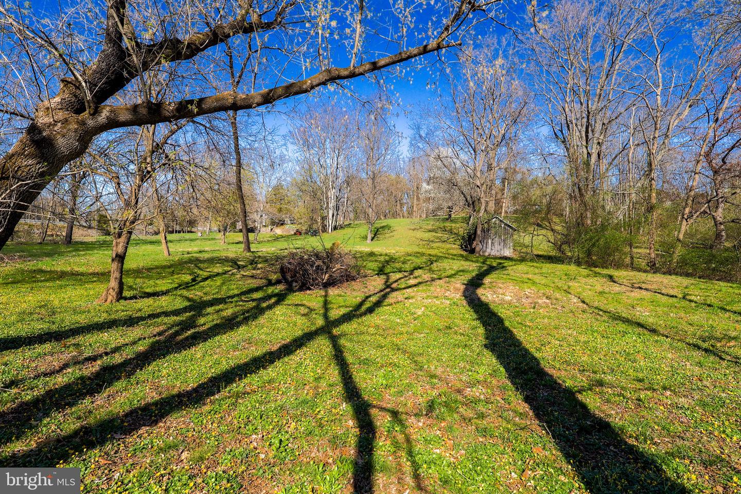 37275 CHARLES TOWN, HILLSBORO, Virginia 20132, 3 Bedrooms Bedrooms, 9 Rooms Rooms,2 BathroomsBathrooms,Residential,For sale,37275 CHARLES TOWN,VALO2092712 MLS # VALO2092712