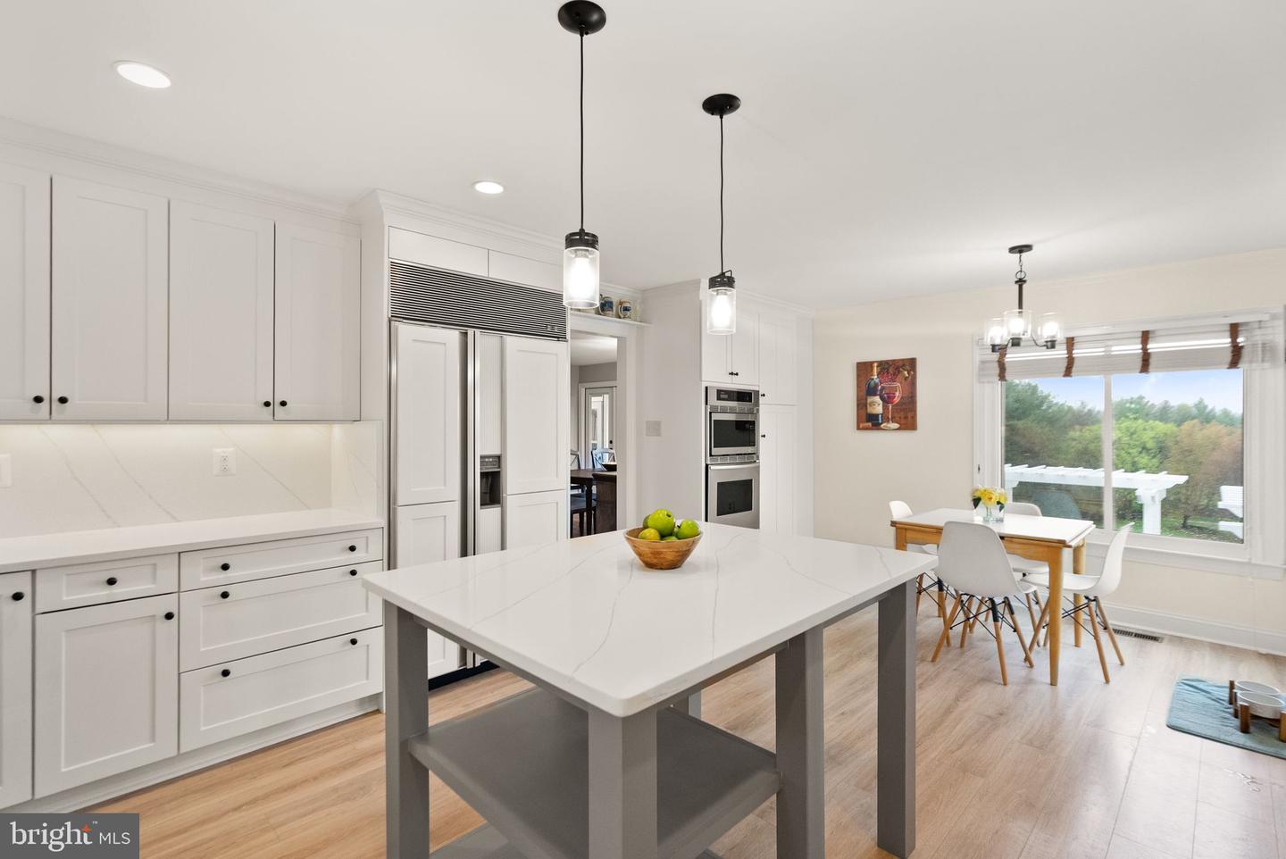 35571 SUFFOLK LN, HILLSBORO, Virginia 20132, 5 Bedrooms Bedrooms, 7 Rooms Rooms,5 BathroomsBathrooms,Residential,For sale,35571 SUFFOLK LN,VALO2092758 MLS # VALO2092758