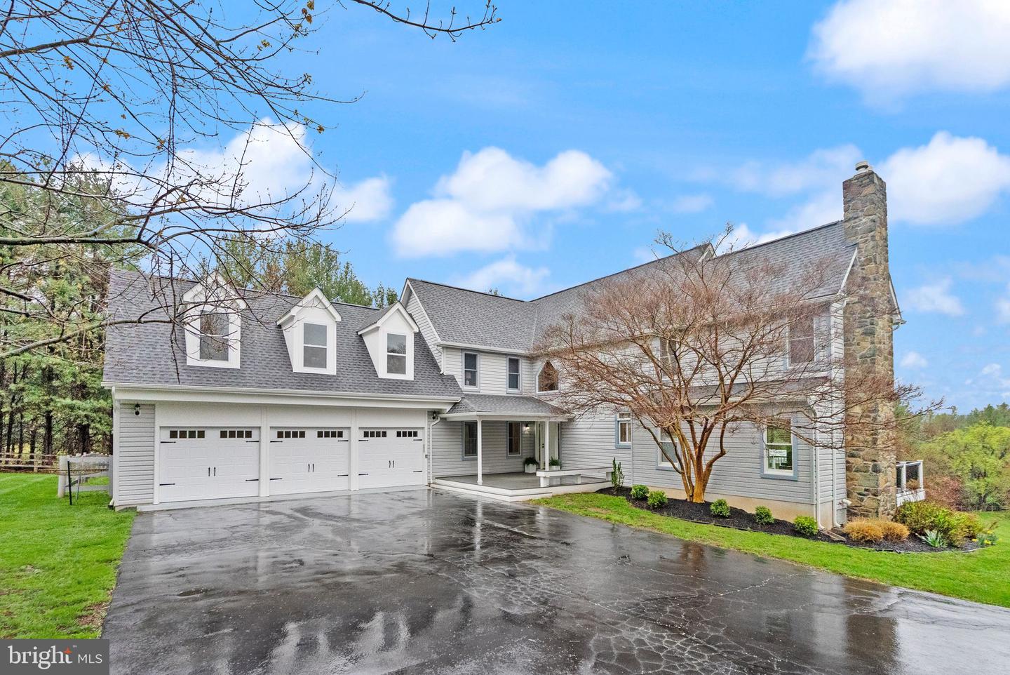 35571 SUFFOLK LN, HILLSBORO, Virginia 20132, 5 Bedrooms Bedrooms, 7 Rooms Rooms,5 BathroomsBathrooms,Residential,For sale,35571 SUFFOLK LN,VALO2092758 MLS # VALO2092758