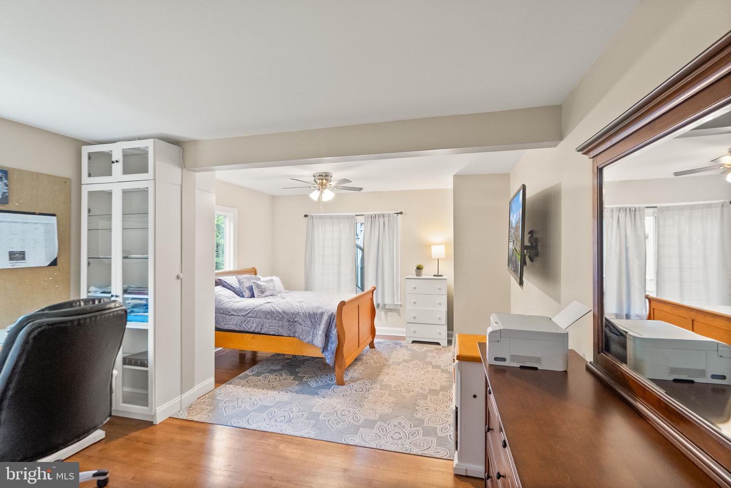 35571 SUFFOLK LN, HILLSBORO, Virginia 20132, 5 Bedrooms Bedrooms, 7 Rooms Rooms,5 BathroomsBathrooms,Residential,For sale,35571 SUFFOLK LN,VALO2092758 MLS # VALO2092758