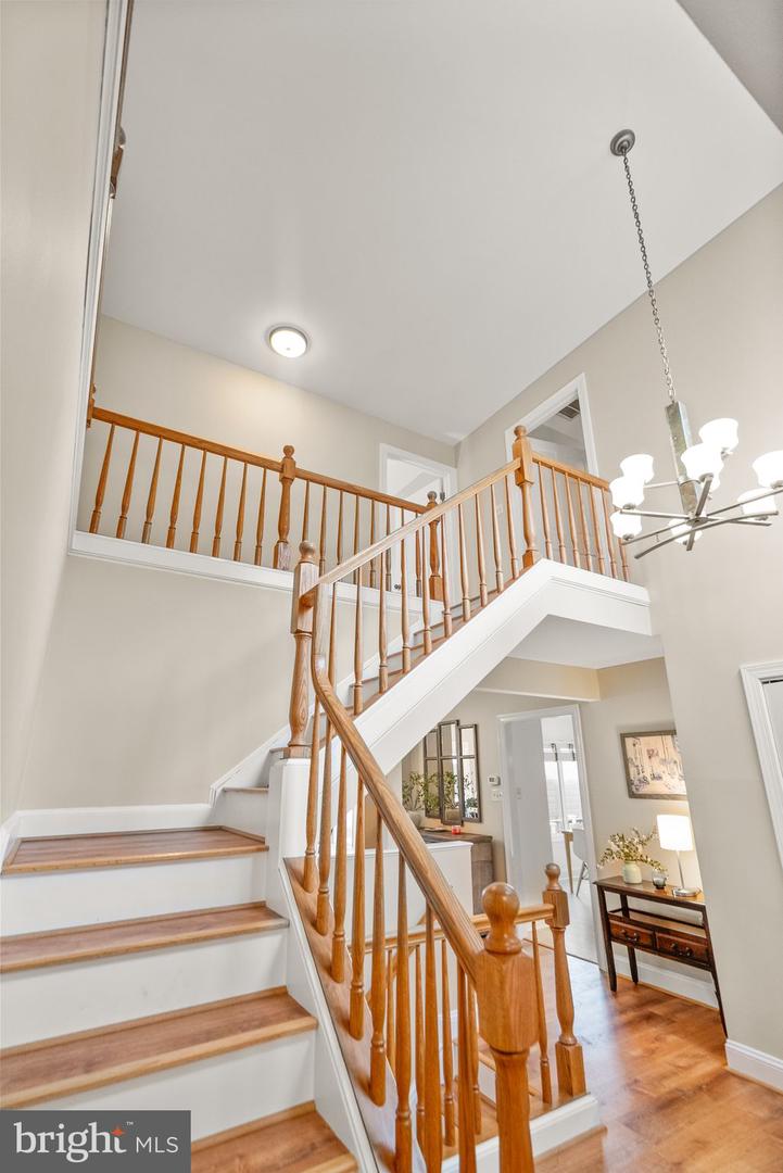 35571 SUFFOLK LN, HILLSBORO, Virginia 20132, 5 Bedrooms Bedrooms, 7 Rooms Rooms,5 BathroomsBathrooms,Residential,For sale,35571 SUFFOLK LN,VALO2092758 MLS # VALO2092758