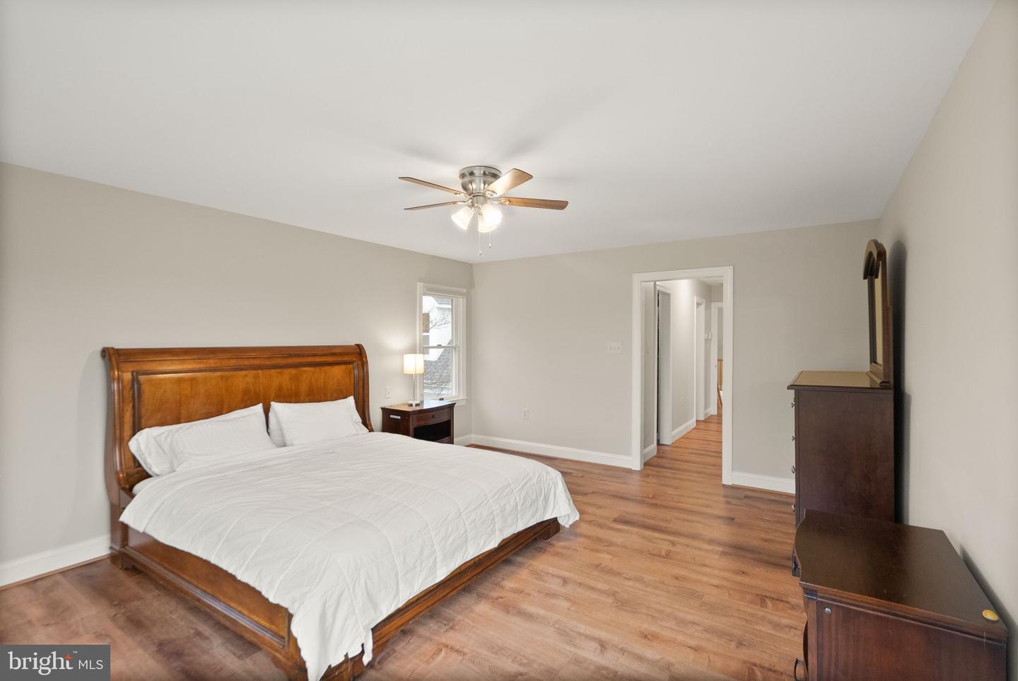 35571 SUFFOLK LN, HILLSBORO, Virginia 20132, 5 Bedrooms Bedrooms, 7 Rooms Rooms,5 BathroomsBathrooms,Residential,For sale,35571 SUFFOLK LN,VALO2092758 MLS # VALO2092758
