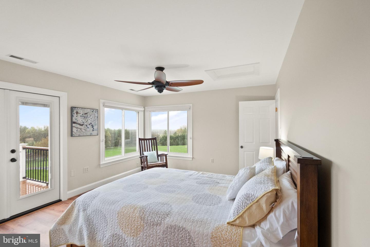 35571 SUFFOLK LN, HILLSBORO, Virginia 20132, 5 Bedrooms Bedrooms, 7 Rooms Rooms,5 BathroomsBathrooms,Residential,For sale,35571 SUFFOLK LN,VALO2092758 MLS # VALO2092758