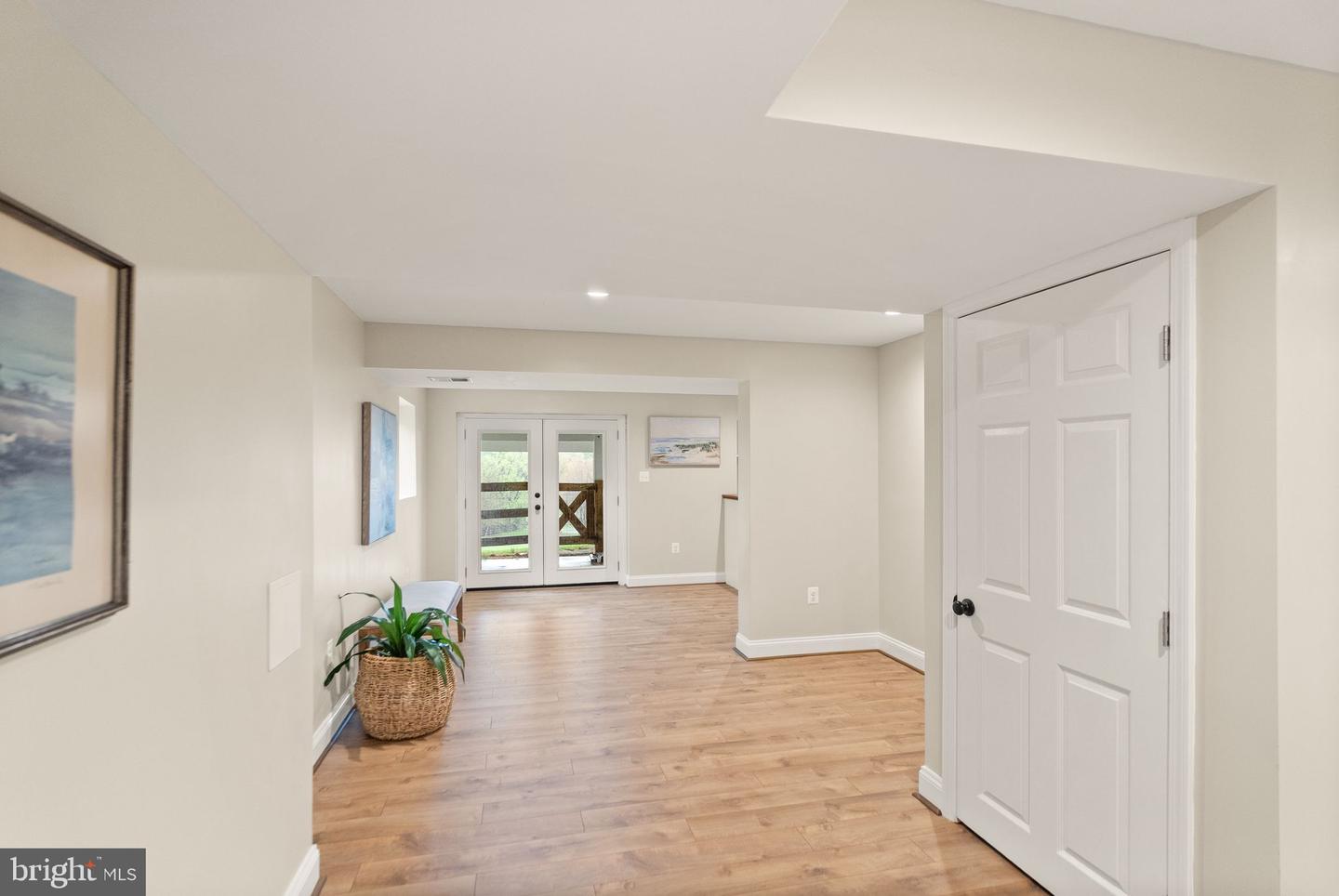 35571 SUFFOLK LN, HILLSBORO, Virginia 20132, 5 Bedrooms Bedrooms, 7 Rooms Rooms,5 BathroomsBathrooms,Residential,For sale,35571 SUFFOLK LN,VALO2092758 MLS # VALO2092758
