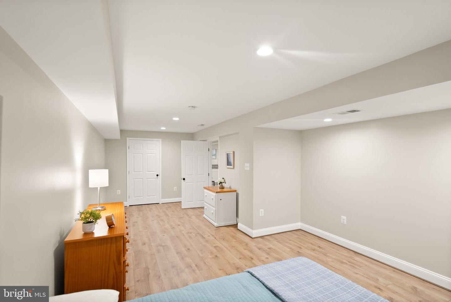 35571 SUFFOLK LN, HILLSBORO, Virginia 20132, 5 Bedrooms Bedrooms, 7 Rooms Rooms,5 BathroomsBathrooms,Residential,For sale,35571 SUFFOLK LN,VALO2092758 MLS # VALO2092758