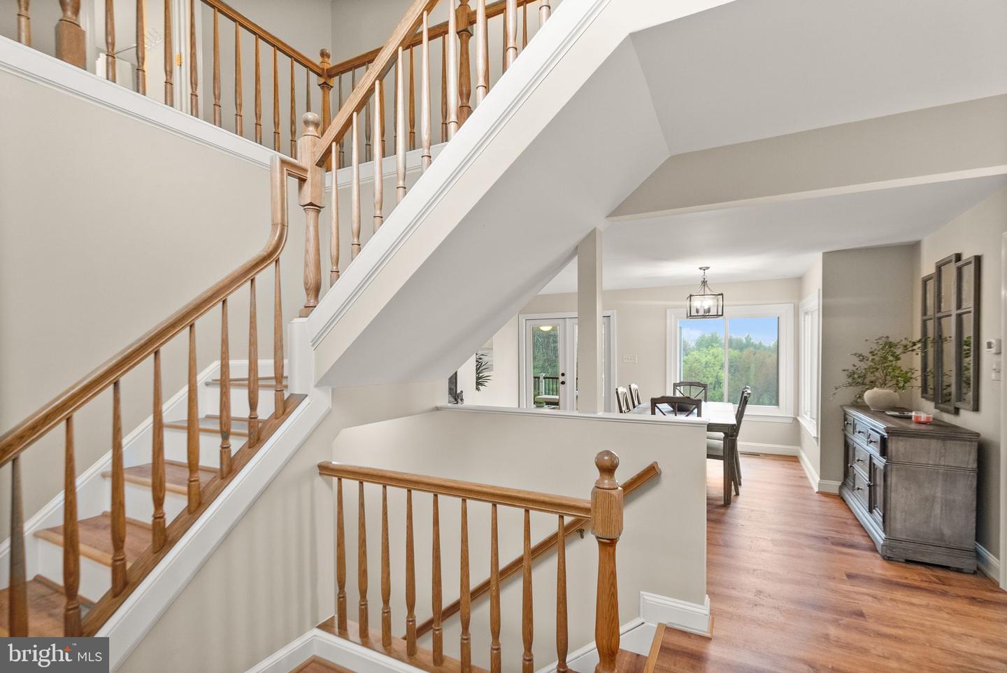 35571 SUFFOLK LN, HILLSBORO, Virginia 20132, 5 Bedrooms Bedrooms, 7 Rooms Rooms,5 BathroomsBathrooms,Residential,For sale,35571 SUFFOLK LN,VALO2092758 MLS # VALO2092758