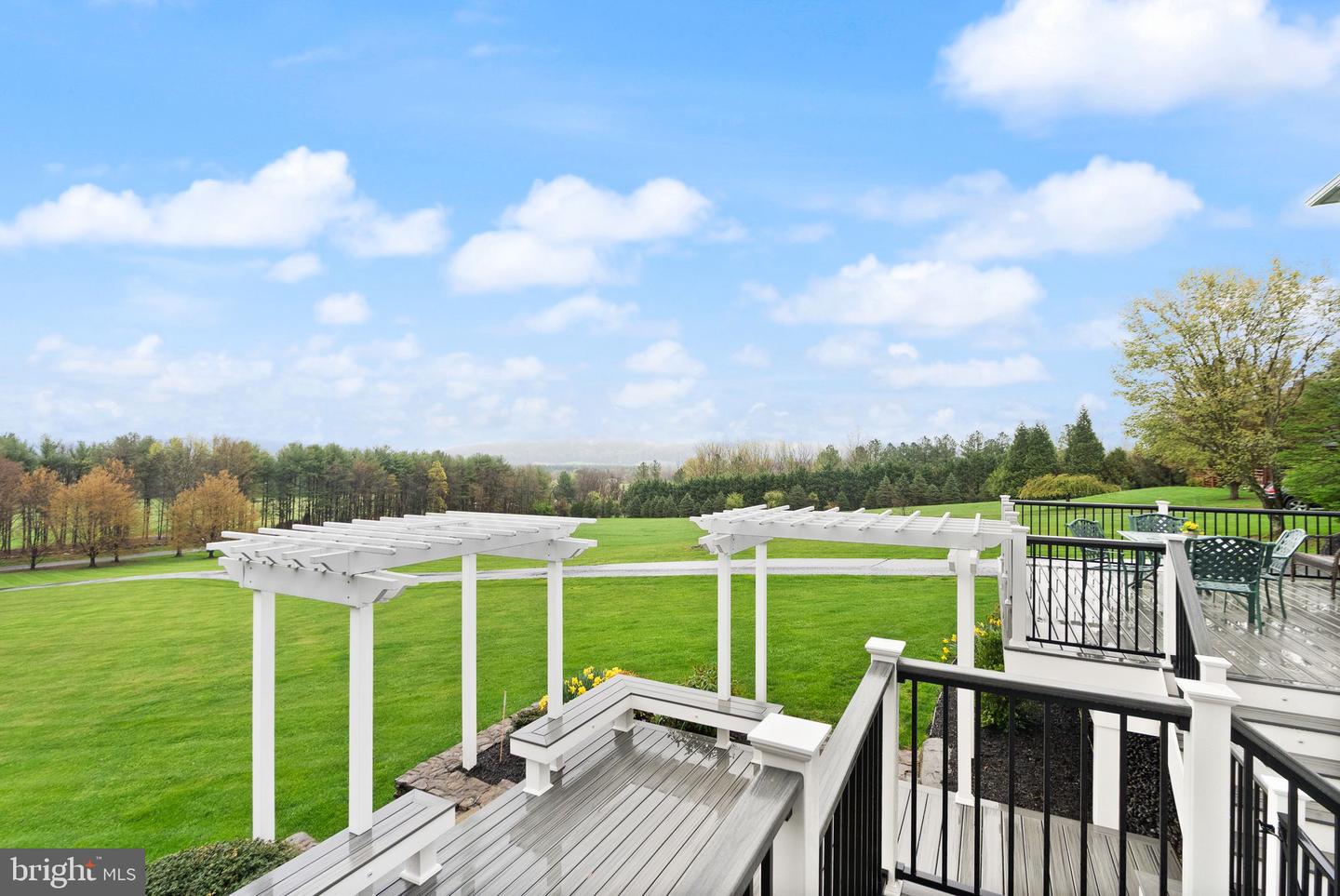 35571 SUFFOLK LN, HILLSBORO, Virginia 20132, 5 Bedrooms Bedrooms, 7 Rooms Rooms,5 BathroomsBathrooms,Residential,For sale,35571 SUFFOLK LN,VALO2092758 MLS # VALO2092758
