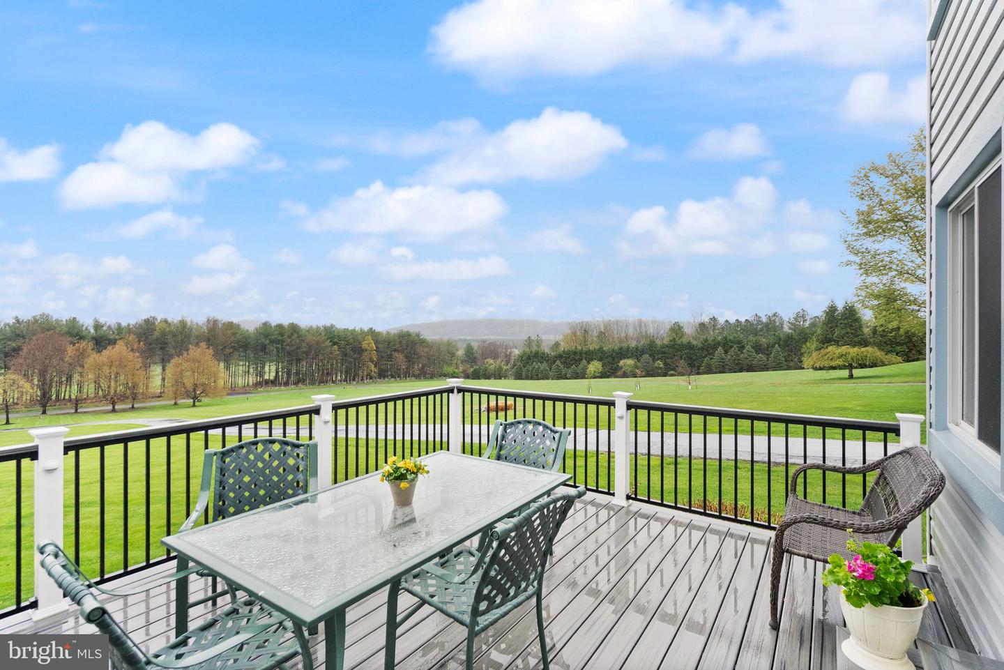 35571 SUFFOLK LN, HILLSBORO, Virginia 20132, 5 Bedrooms Bedrooms, 7 Rooms Rooms,5 BathroomsBathrooms,Residential,For sale,35571 SUFFOLK LN,VALO2092758 MLS # VALO2092758