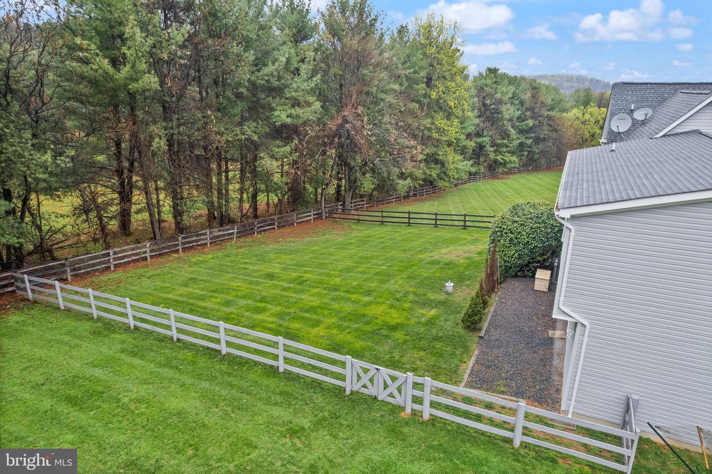 35571 SUFFOLK LN, HILLSBORO, Virginia 20132, 5 Bedrooms Bedrooms, 7 Rooms Rooms,5 BathroomsBathrooms,Residential,For sale,35571 SUFFOLK LN,VALO2092758 MLS # VALO2092758
