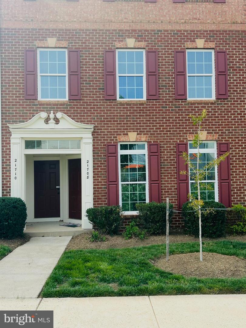 21708 PATTYJEAN TER, ASHBURN, Virginia 20147, 3 Bedrooms Bedrooms, ,2 BathroomsBathrooms,Residential,For sale,21708 PATTYJEAN TER,VALO2093574 MLS # VALO2093574