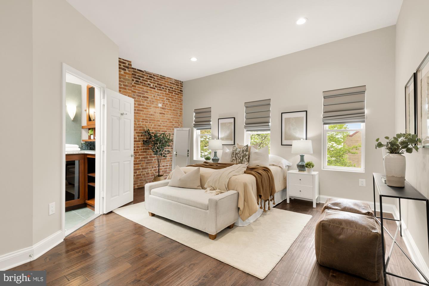 1510 5TH ST NW, WASHINGTON, District Of Columbia 20001, 3 Bedrooms Bedrooms, ,2 BathroomsBathrooms,Residential,For sale,1510 5TH ST NW,DCDC2195090 MLS # DCDC2195090