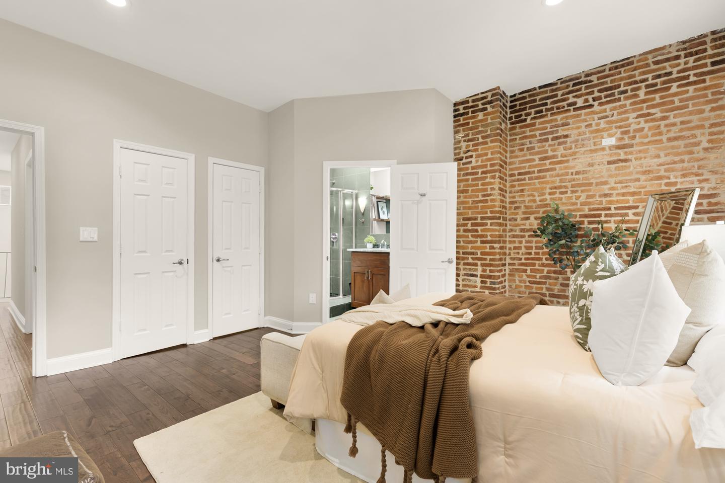 1510 5TH ST NW, WASHINGTON, District Of Columbia 20001, 3 Bedrooms Bedrooms, ,2 BathroomsBathrooms,Residential,For sale,1510 5TH ST NW,DCDC2195090 MLS # DCDC2195090