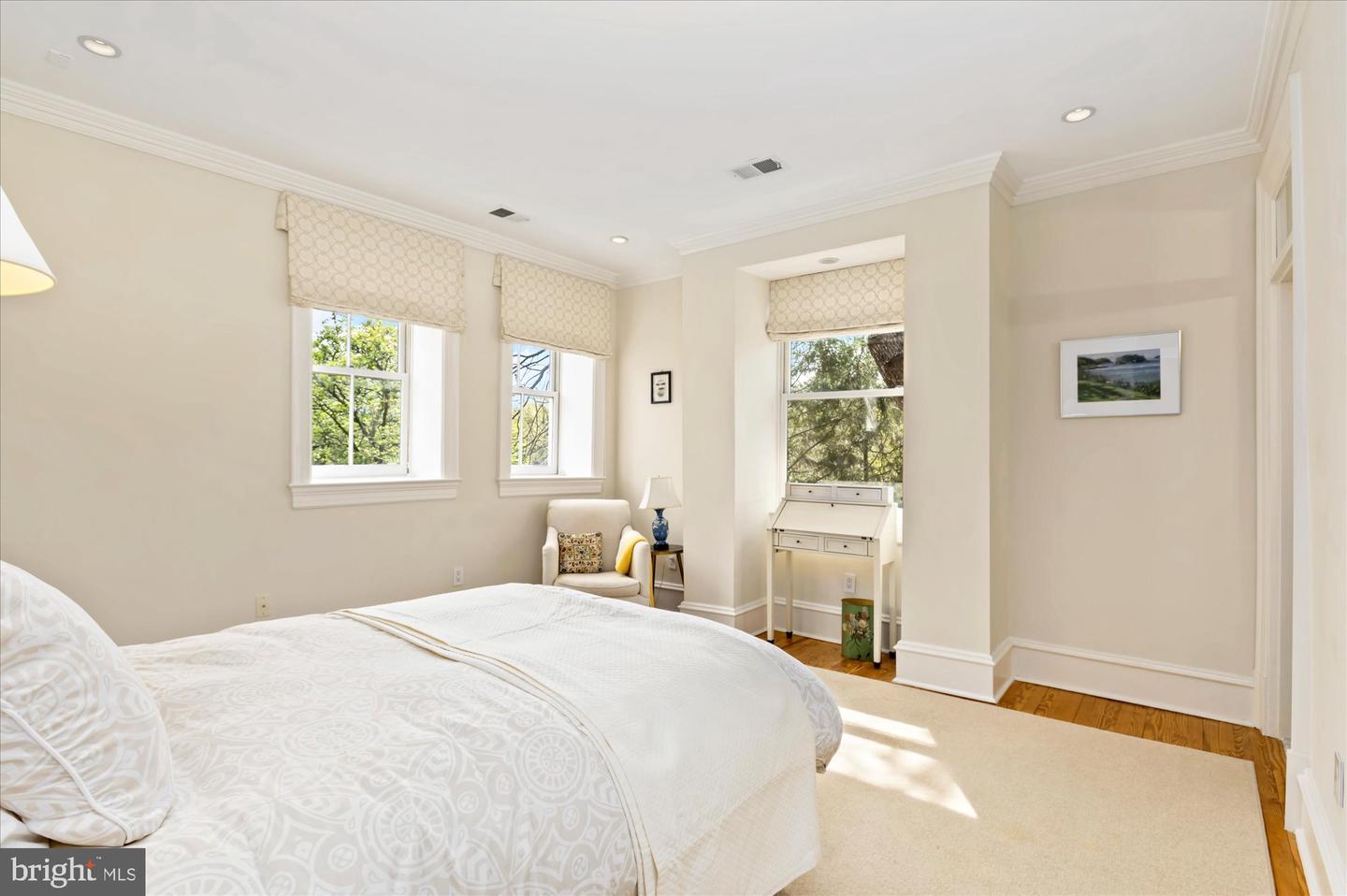 2238 Q ST NW, WASHINGTON, District Of Columbia 20008, 6 Bedrooms Bedrooms, ,7 BathroomsBathrooms,Residential,For sale,2238 Q ST NW,DCDC2196122 MLS # DCDC2196122