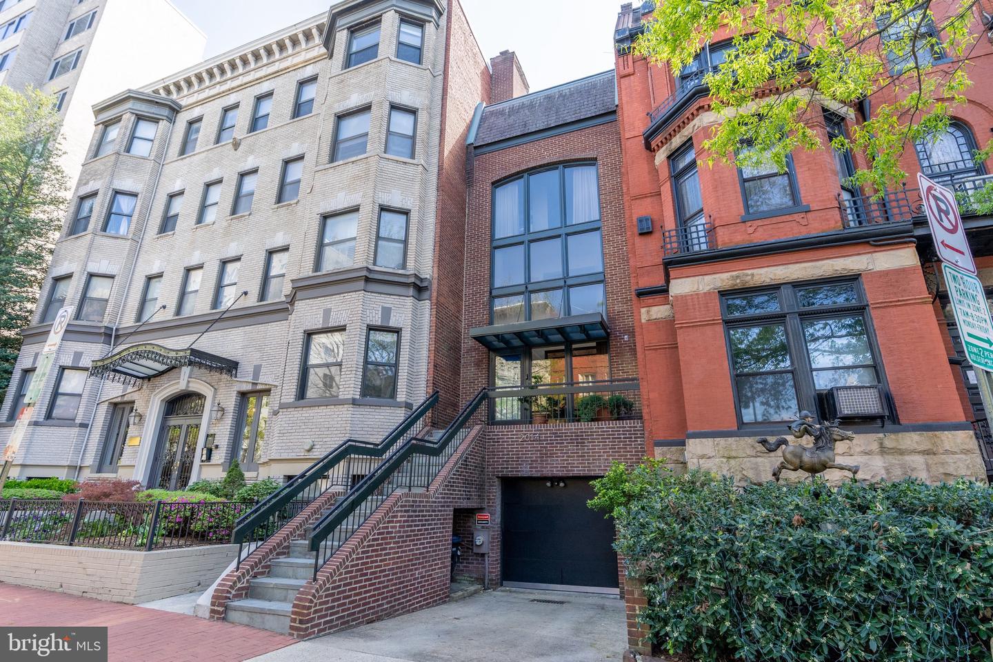 2014 O ST NW, WASHINGTON, District Of Columbia 20036, 3 Bedrooms Bedrooms, ,2 BathroomsBathrooms,Residential,For sale,2014 O ST NW,DCDC2196486 MLS # DCDC2196486