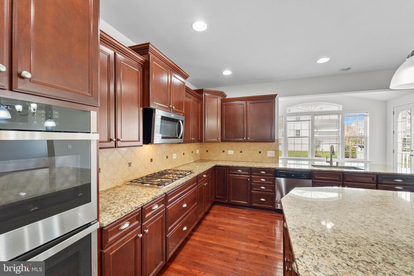 24880 MYERS GLEN PL, CHANTILLY, Virginia 20152, 5 Bedrooms Bedrooms, ,3 BathroomsBathrooms,Residential,For sale,24880 MYERS GLEN PL,VALO2094446 MLS # VALO2094446