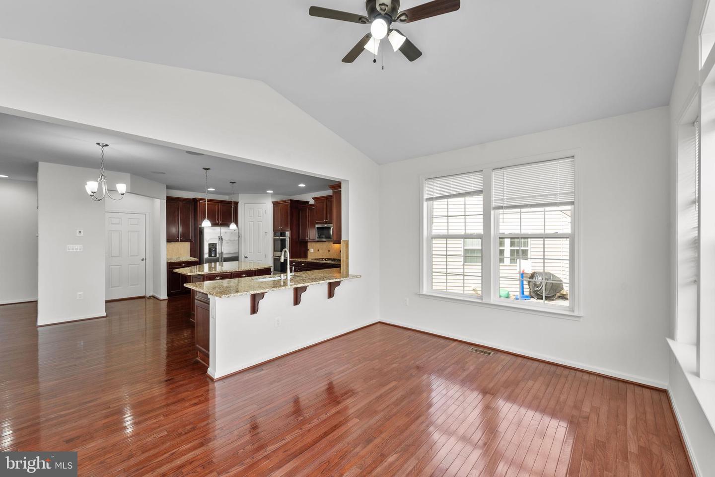 24880 MYERS GLEN PL, CHANTILLY, Virginia 20152, 5 Bedrooms Bedrooms, ,3 BathroomsBathrooms,Residential,For sale,24880 MYERS GLEN PL,VALO2094446 MLS # VALO2094446