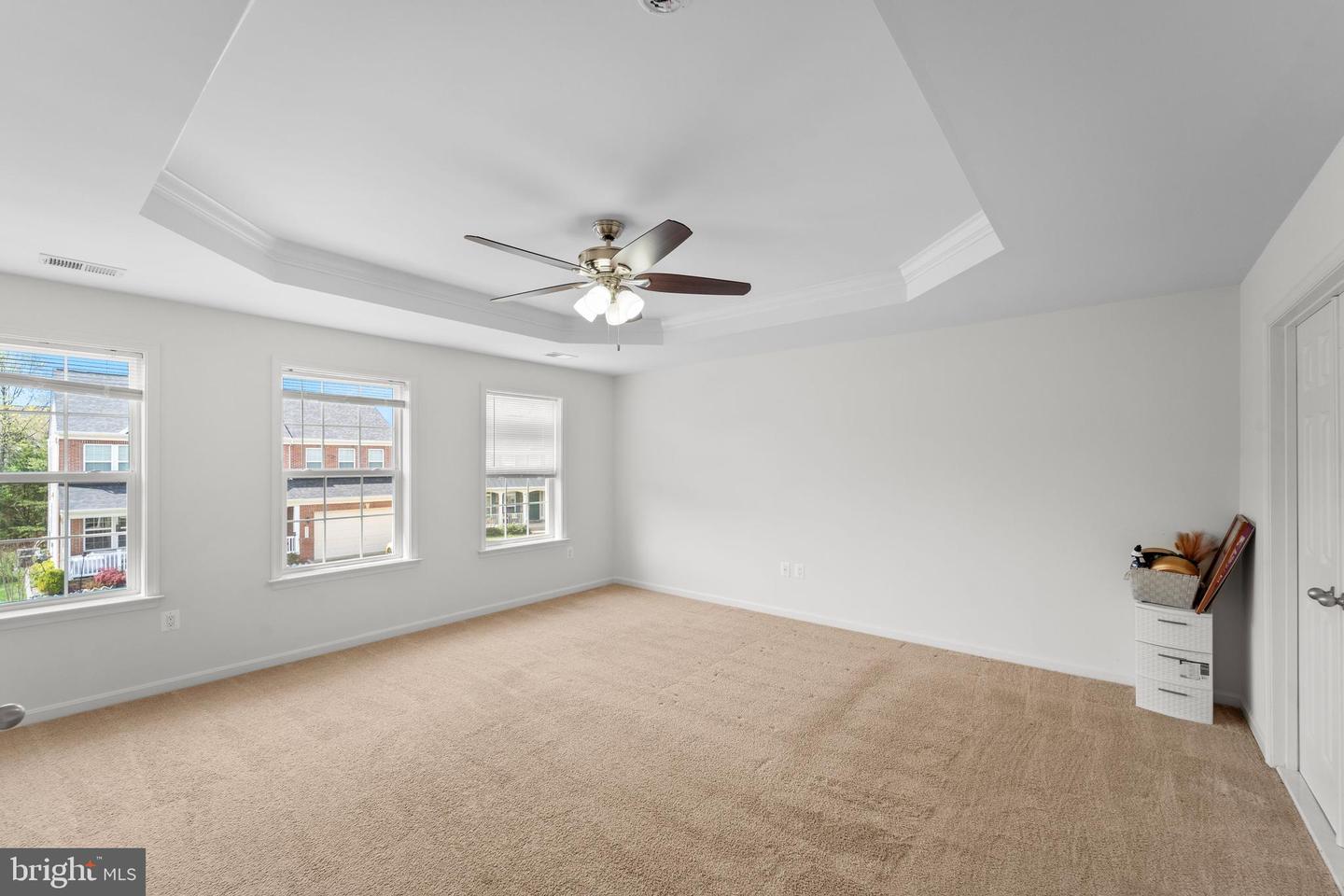24880 MYERS GLEN PL, CHANTILLY, Virginia 20152, 5 Bedrooms Bedrooms, ,3 BathroomsBathrooms,Residential,For sale,24880 MYERS GLEN PL,VALO2094446 MLS # VALO2094446