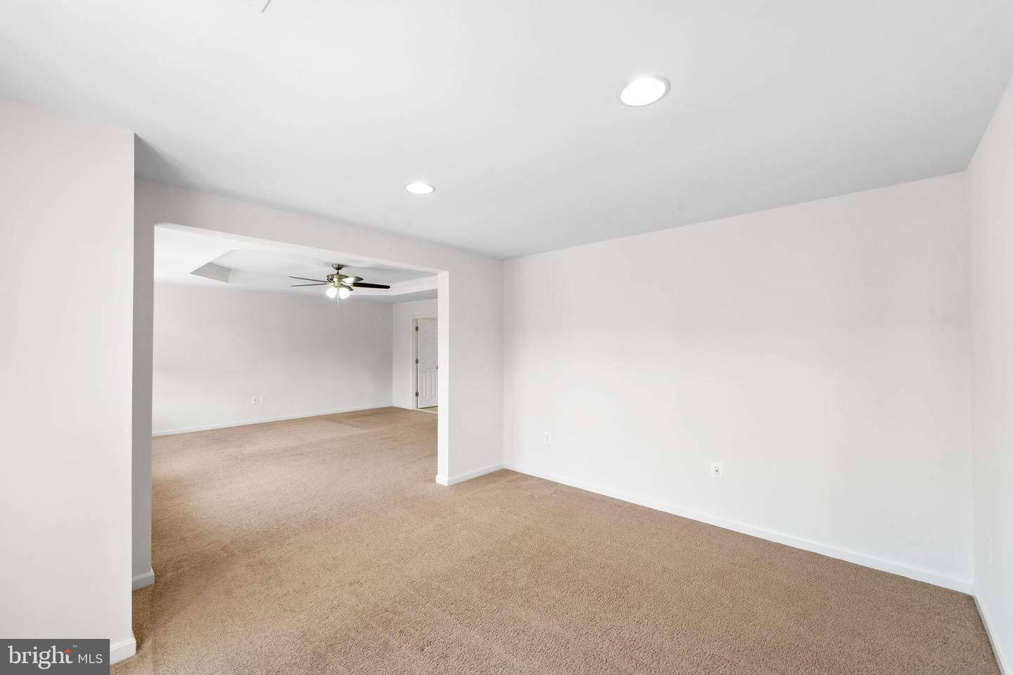 24880 MYERS GLEN PL, CHANTILLY, Virginia 20152, 5 Bedrooms Bedrooms, ,3 BathroomsBathrooms,Residential,For sale,24880 MYERS GLEN PL,VALO2094446 MLS # VALO2094446