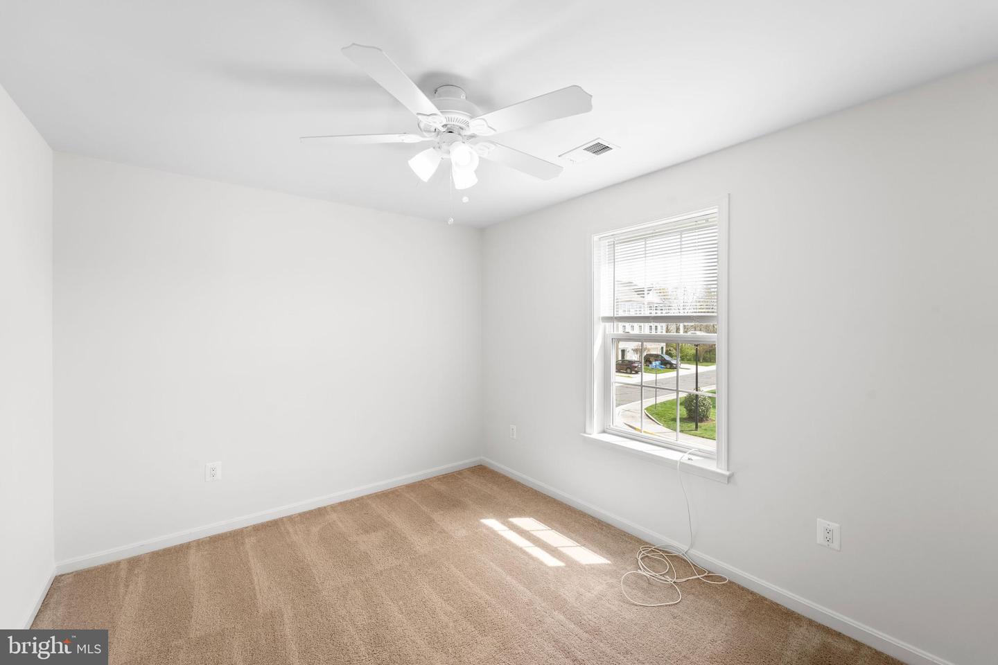 24880 MYERS GLEN PL, CHANTILLY, Virginia 20152, 5 Bedrooms Bedrooms, ,3 BathroomsBathrooms,Residential,For sale,24880 MYERS GLEN PL,VALO2094446 MLS # VALO2094446