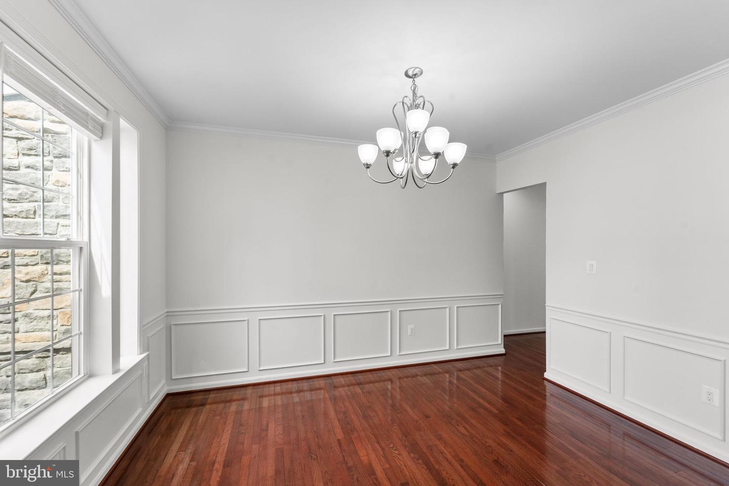 24880 MYERS GLEN PL, CHANTILLY, Virginia 20152, 5 Bedrooms Bedrooms, ,3 BathroomsBathrooms,Residential,For sale,24880 MYERS GLEN PL,VALO2094446 MLS # VALO2094446