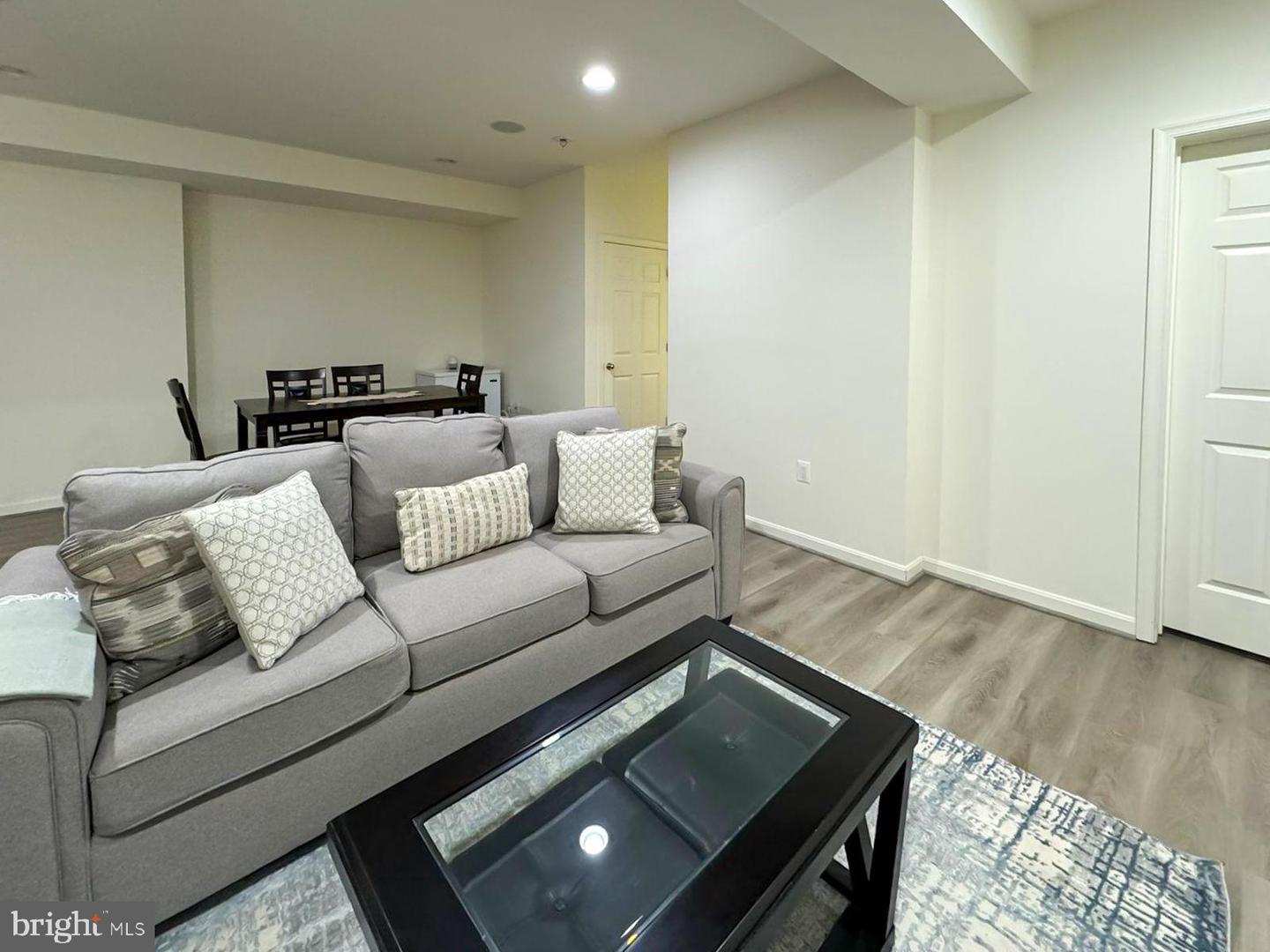 24880 MYERS GLEN PL, CHANTILLY, Virginia 20152, 5 Bedrooms Bedrooms, ,3 BathroomsBathrooms,Residential,For sale,24880 MYERS GLEN PL,VALO2094446 MLS # VALO2094446