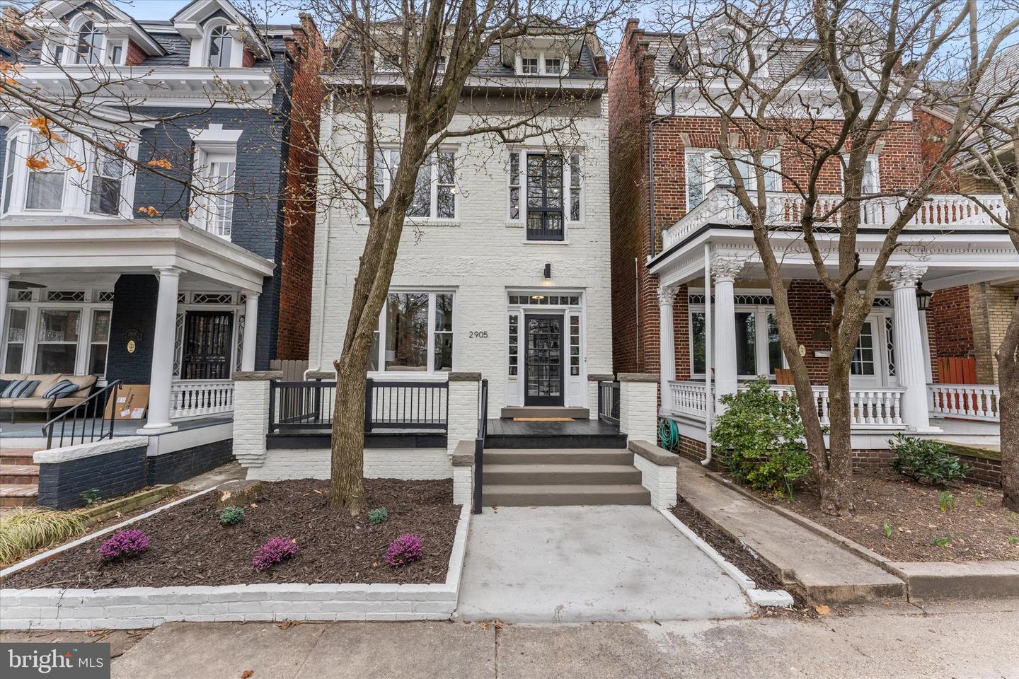 2905 W GRACE ST, RICHMOND, Virginia 23221, 5 Bedrooms Bedrooms, 10 Rooms Rooms,3 BathroomsBathrooms,Residential,For sale,2905 W GRACE ST,VARC2000660 MLS # VARC2000660