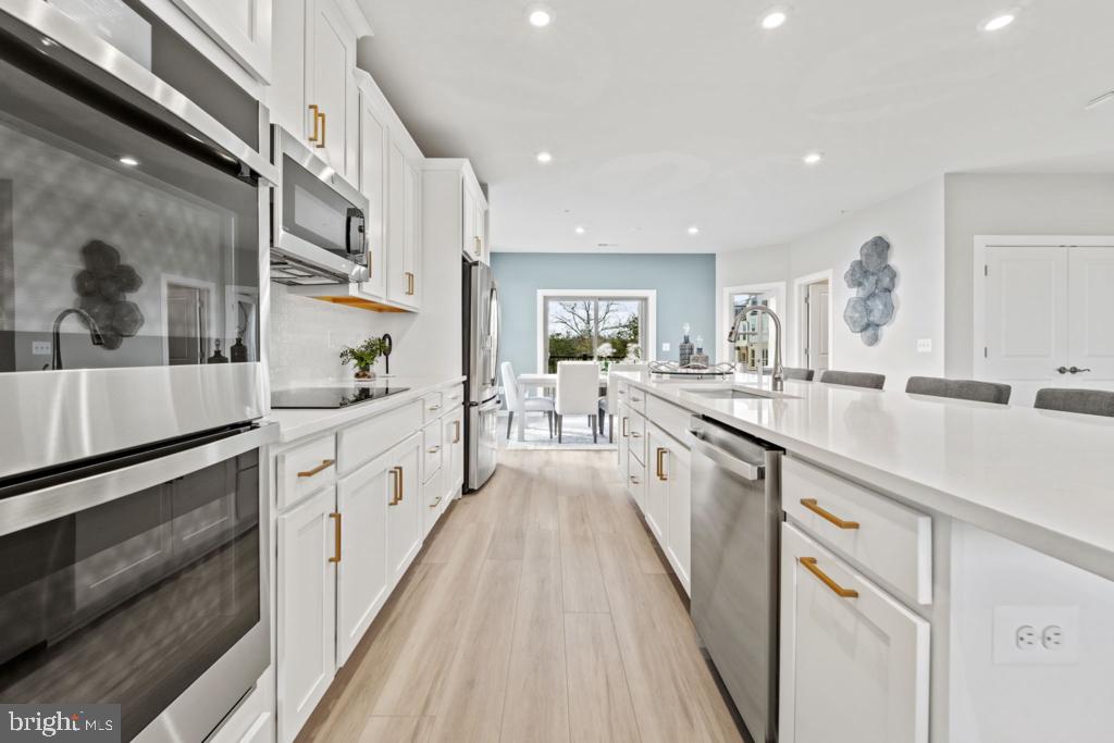 13612 INNOVATION STATION LOOP, HERNDON, Virginia 20171, 3 Bedrooms Bedrooms, ,2 BathroomsBathrooms,Residential,For sale,13612 INNOVATION STATION LOOP,VAFX2235796 MLS # VAFX2235796