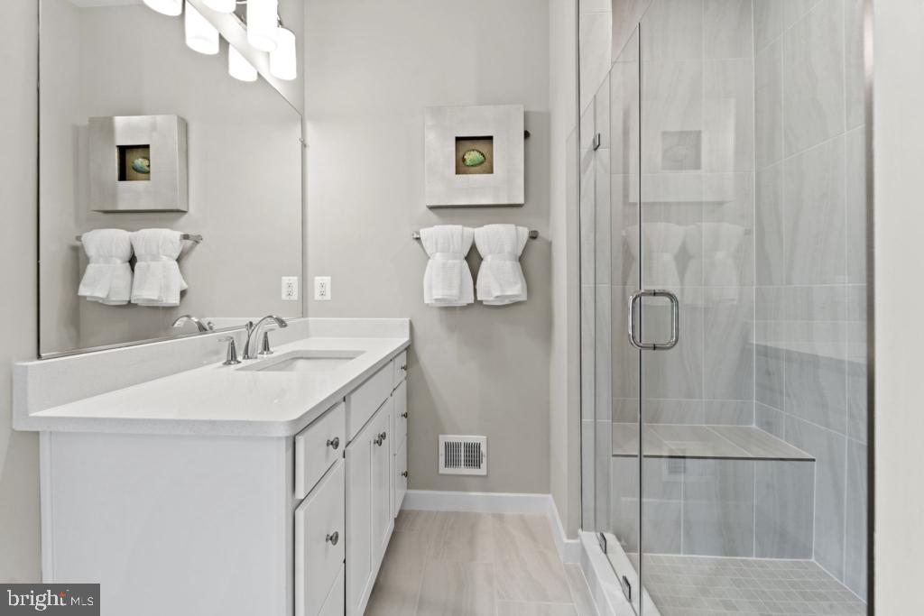 13612 INNOVATION STATION LOOP, HERNDON, Virginia 20171, 3 Bedrooms Bedrooms, ,2 BathroomsBathrooms,Residential,For sale,13612 INNOVATION STATION LOOP,VAFX2235796 MLS # VAFX2235796