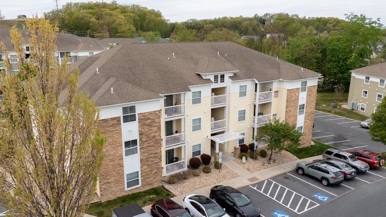 510 DAVIS MILLS DR, HARRISONBURG, Virginia 22801, 4 Bedrooms Bedrooms, ,4 BathroomsBathrooms,Residential,510 DAVIS MILLS DR,663626 MLS # 663626