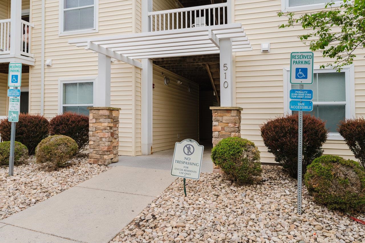510 DAVIS MILLS DR, HARRISONBURG, Virginia 22801, 4 Bedrooms Bedrooms, ,4 BathroomsBathrooms,Residential,510 DAVIS MILLS DR,663626 MLS # 663626
