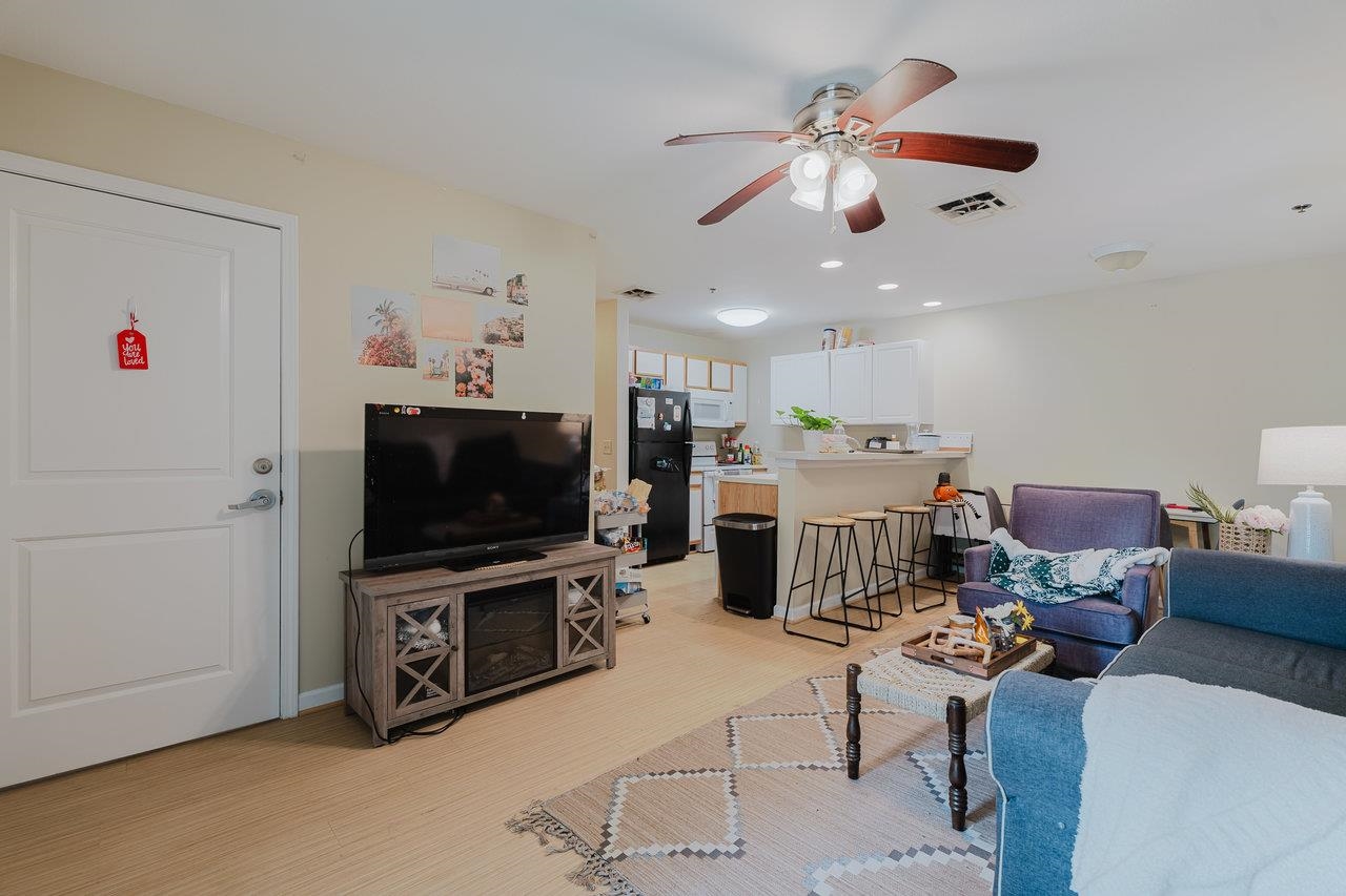 510 DAVIS MILLS DR, HARRISONBURG, Virginia 22801, 4 Bedrooms Bedrooms, ,4 BathroomsBathrooms,Residential,510 DAVIS MILLS DR,663626 MLS # 663626