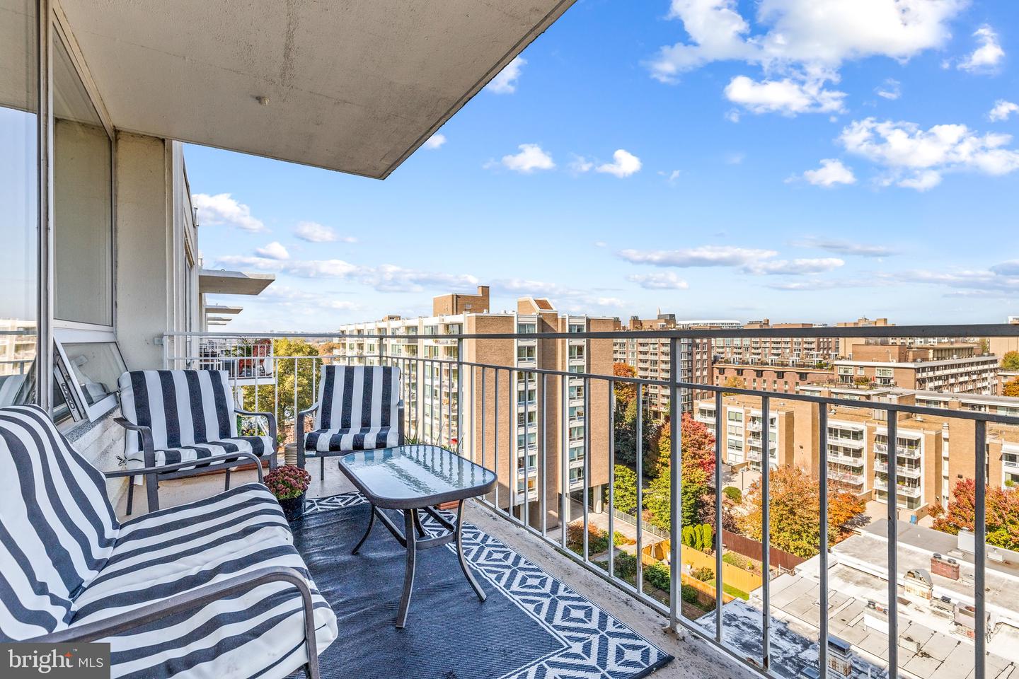1435 4TH ST SW #B812, WASHINGTON, District Of Columbia 20024, 2 Bedrooms Bedrooms, ,2 BathroomsBathrooms,Residential,For sale,1435 4TH ST SW #B812,DCDC2196954 MLS # DCDC2196954