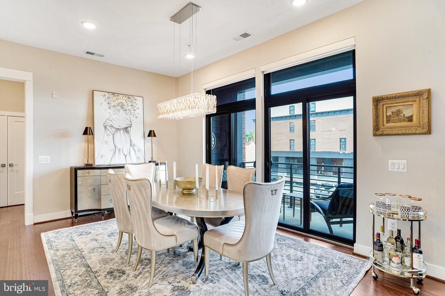 2 STATIONMASTER ST SE #202, LEESBURG, Virginia 20175, 2 Bedrooms Bedrooms, ,2 BathroomsBathrooms,Residential,For sale,2 STATIONMASTER ST SE #202,VALO2094596 MLS # VALO2094596