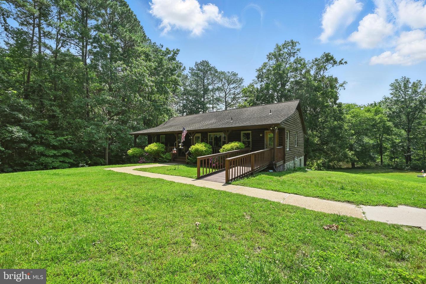 14401 DOCTORS CREEK RD, LANEXA, Virginia 23089, 5 Bedrooms Bedrooms, 14 Rooms Rooms,3 BathroomsBathrooms,Residential,For sale,14401 DOCTORS CREEK RD,VANK2000096 MLS # VANK2000096