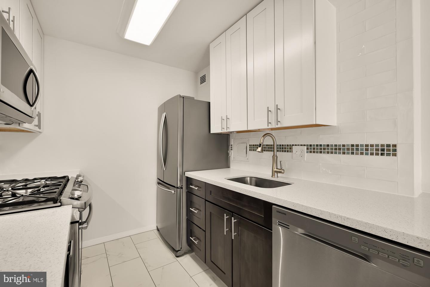 730 24TH ST NW #203, WASHINGTON, District Of Columbia 20037, 1 Bedroom Bedrooms, ,1 BathroomBathrooms,Residential,For sale,730 24TH ST NW #203,DCDC2157448 MLS # DCDC2157448