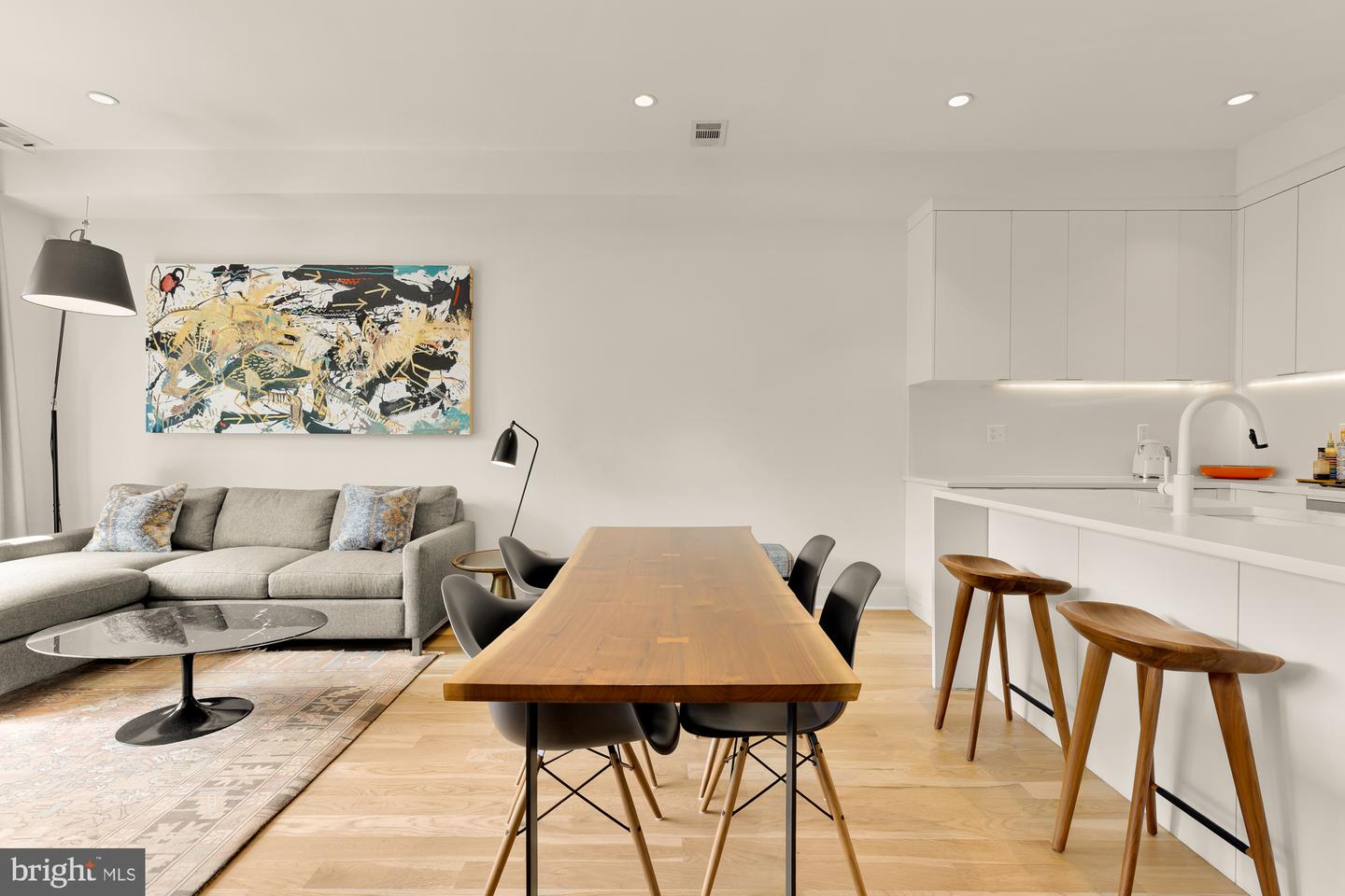 930 FRENCH ST NW #2, WASHINGTON, District Of Columbia 20001, 3 Bedrooms Bedrooms, ,2 BathroomsBathrooms,Residential,For sale,930 FRENCH ST NW #2,DCDC2189594 MLS # DCDC2189594