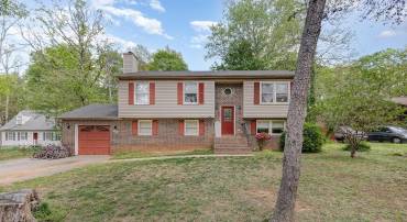 12309 QUARTER CHARGE DR, SPOTSYLVANIA, Virginia 22551, 4 Bedrooms Bedrooms, ,2 BathroomsBathrooms,Residential,For sale,12309 QUARTER CHARGE DR,VASP2031402 MLS # VASP2031402