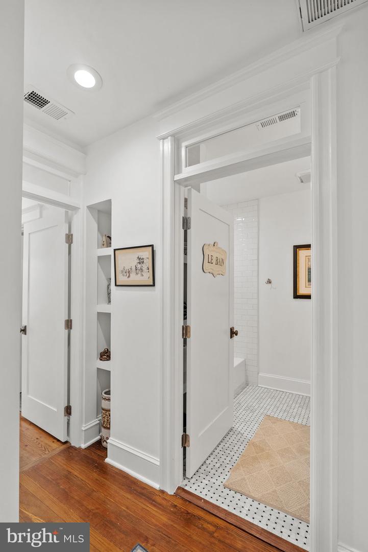 514 DECATUR ST NW, WASHINGTON, District Of Columbia 20011, 4 Bedrooms Bedrooms, ,3 BathroomsBathrooms,Residential,For sale,514 DECATUR ST NW,DCDC2191898 MLS # DCDC2191898