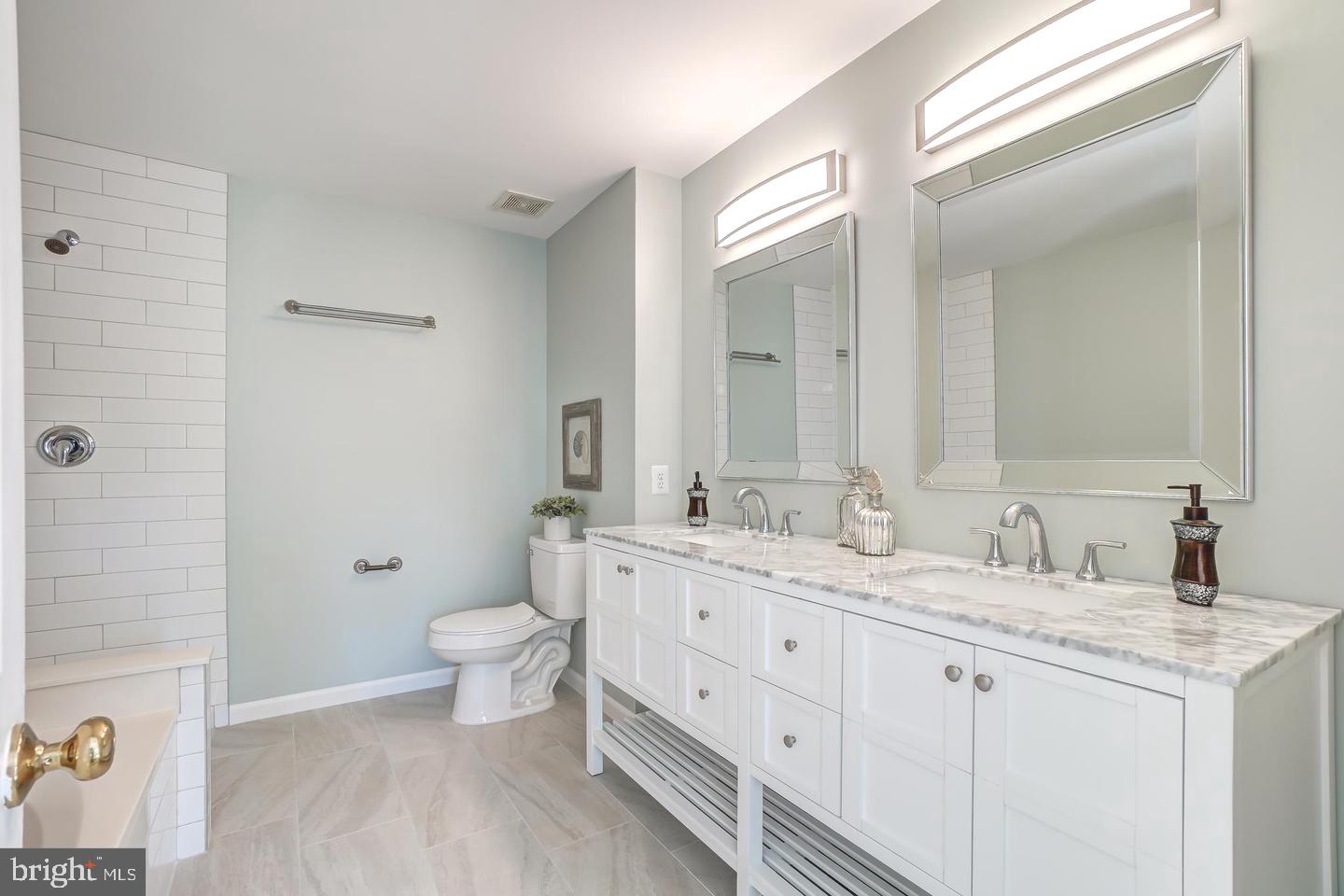 47616 WATKINS ISLAND SQ, STERLING, Virginia 20165, 4 Bedrooms Bedrooms, ,3 BathroomsBathrooms,Residential,For sale,47616 WATKINS ISLAND SQ,VALO2092956 MLS # VALO2092956