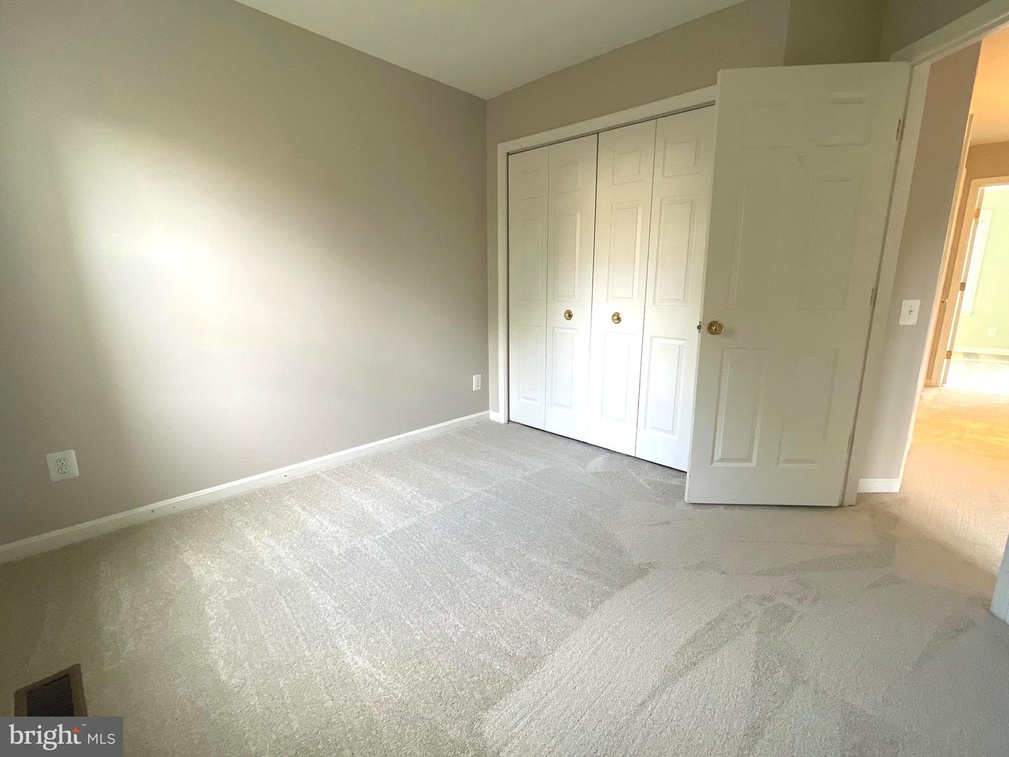 47616 WATKINS ISLAND SQ, STERLING, Virginia 20165, 4 Bedrooms Bedrooms, ,3 BathroomsBathrooms,Residential,For sale,47616 WATKINS ISLAND SQ,VALO2092956 MLS # VALO2092956