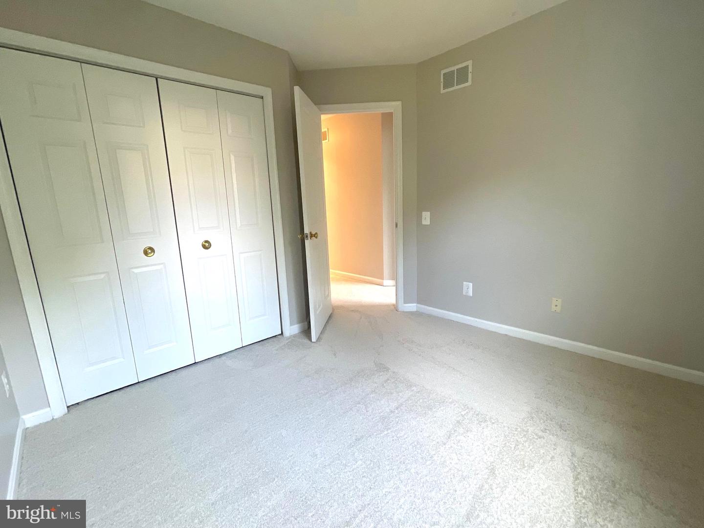 47616 WATKINS ISLAND SQ, STERLING, Virginia 20165, 4 Bedrooms Bedrooms, ,3 BathroomsBathrooms,Residential,For sale,47616 WATKINS ISLAND SQ,VALO2092956 MLS # VALO2092956