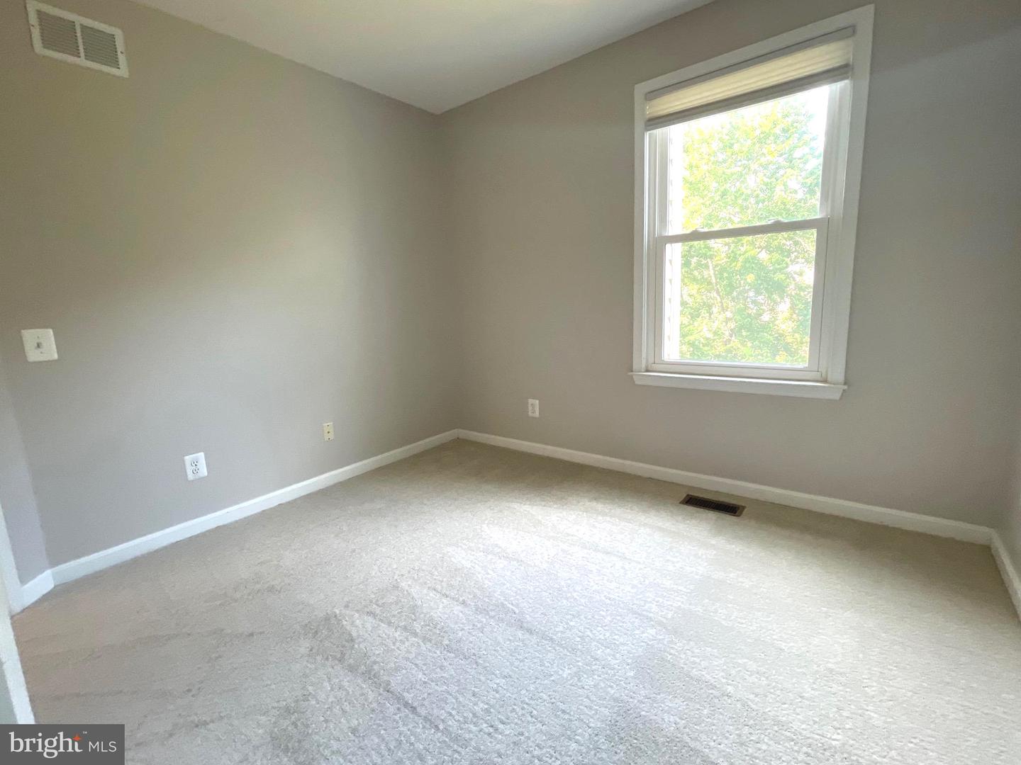 47616 WATKINS ISLAND SQ, STERLING, Virginia 20165, 4 Bedrooms Bedrooms, ,3 BathroomsBathrooms,Residential,For sale,47616 WATKINS ISLAND SQ,VALO2092956 MLS # VALO2092956
