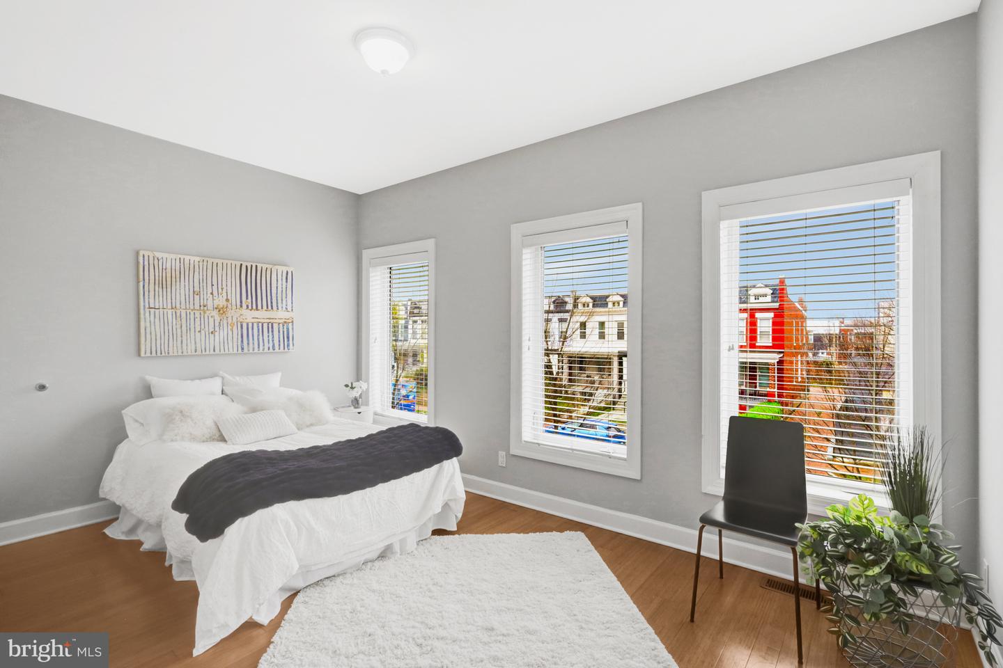 WASHINGTON, District Of Columbia 20002, 5 Bedrooms Bedrooms, ,5 BathroomsBathrooms,Residential,For sale,DCDC2186536 MLS # DCDC2186536