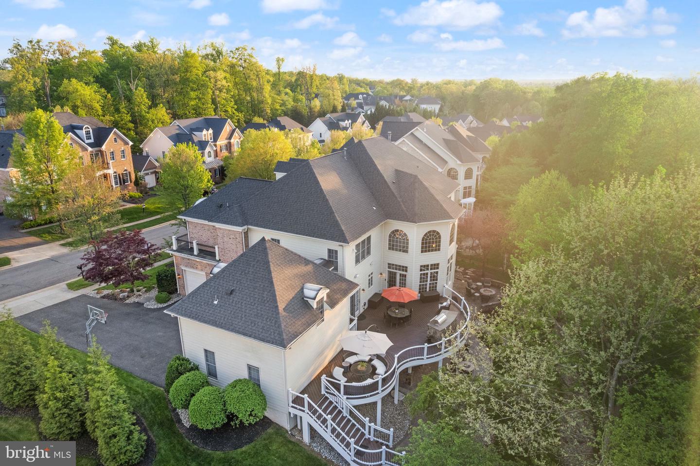 43488 CALPHAMS MILL CT, LEESBURG, Virginia 20176, 7 Bedrooms Bedrooms, ,6 BathroomsBathrooms,Residential,For sale,43488 CALPHAMS MILL CT,VALO2091920 MLS # VALO2091920