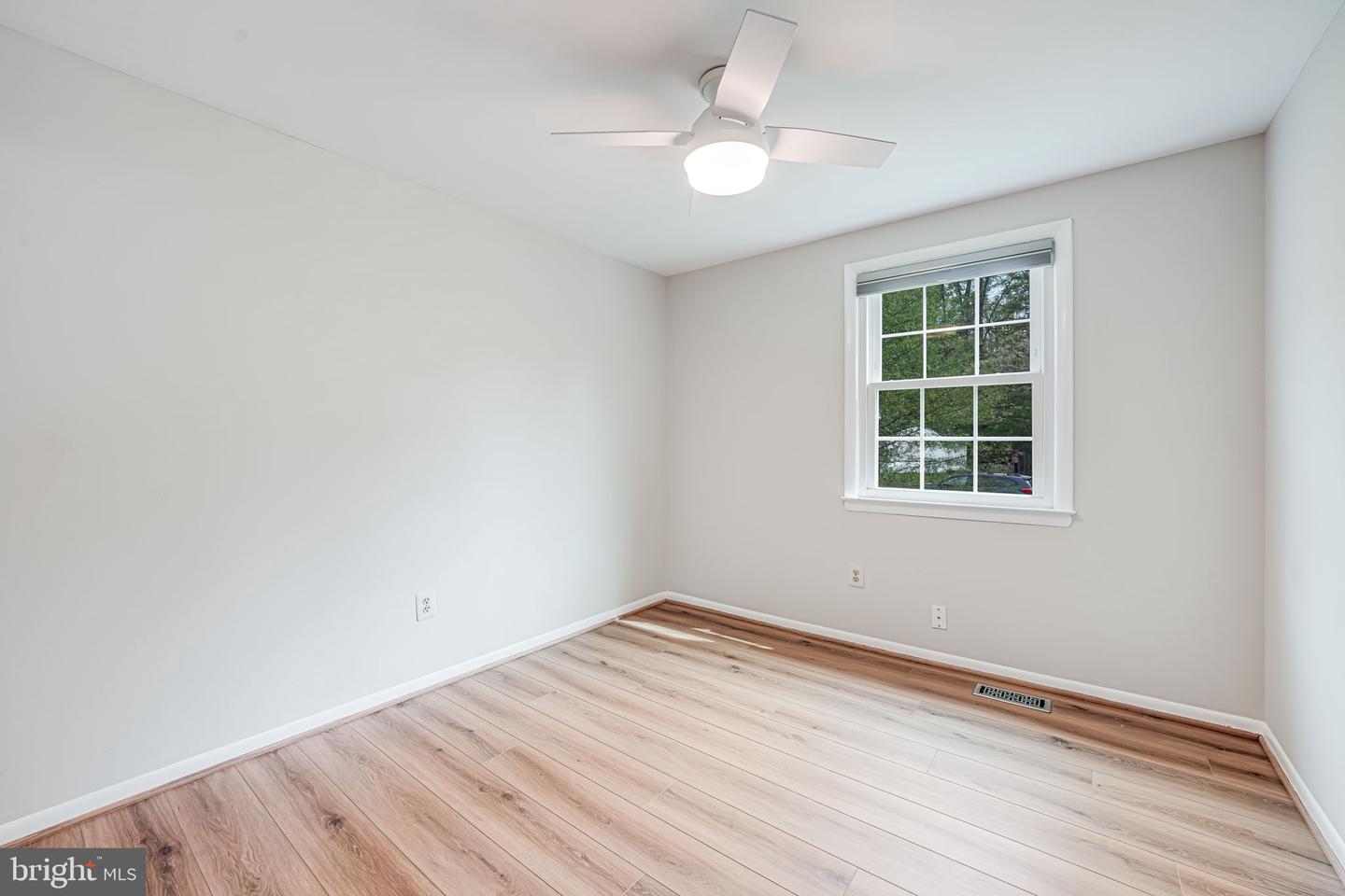3204 HOLLY BERRY CT, FALLS CHURCH, Virginia 22042, 3 Bedrooms Bedrooms, ,2 BathroomsBathrooms,Residential,For sale,3204 HOLLY BERRY CT,VAFX2231220 MLS # VAFX2231220
