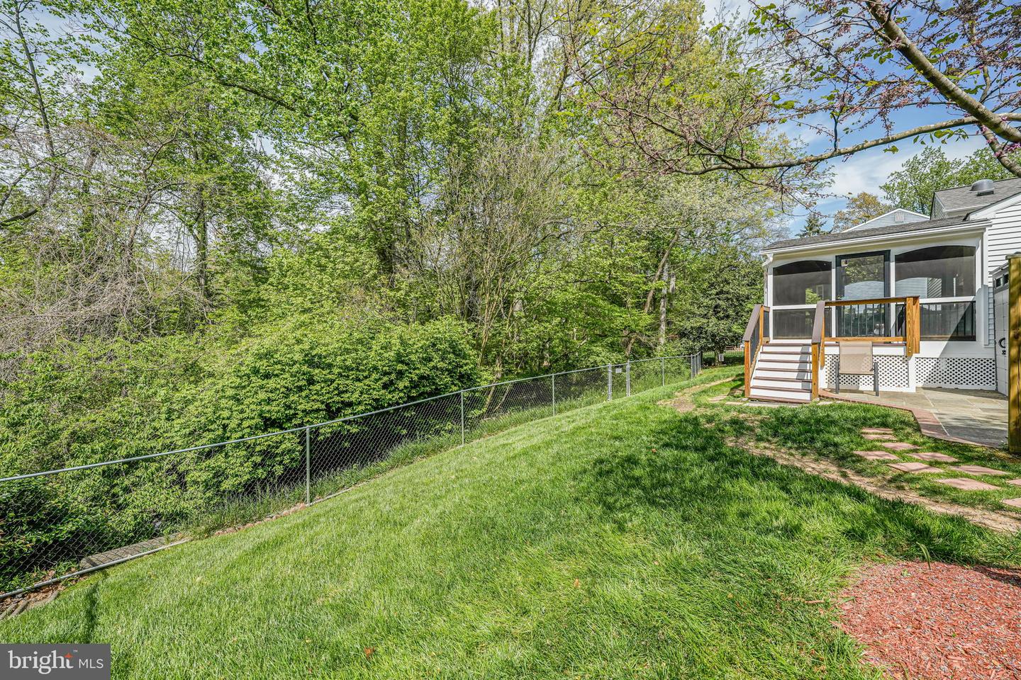 3204 HOLLY BERRY CT, FALLS CHURCH, Virginia 22042, 3 Bedrooms Bedrooms, ,2 BathroomsBathrooms,Residential,For sale,3204 HOLLY BERRY CT,VAFX2231220 MLS # VAFX2231220
