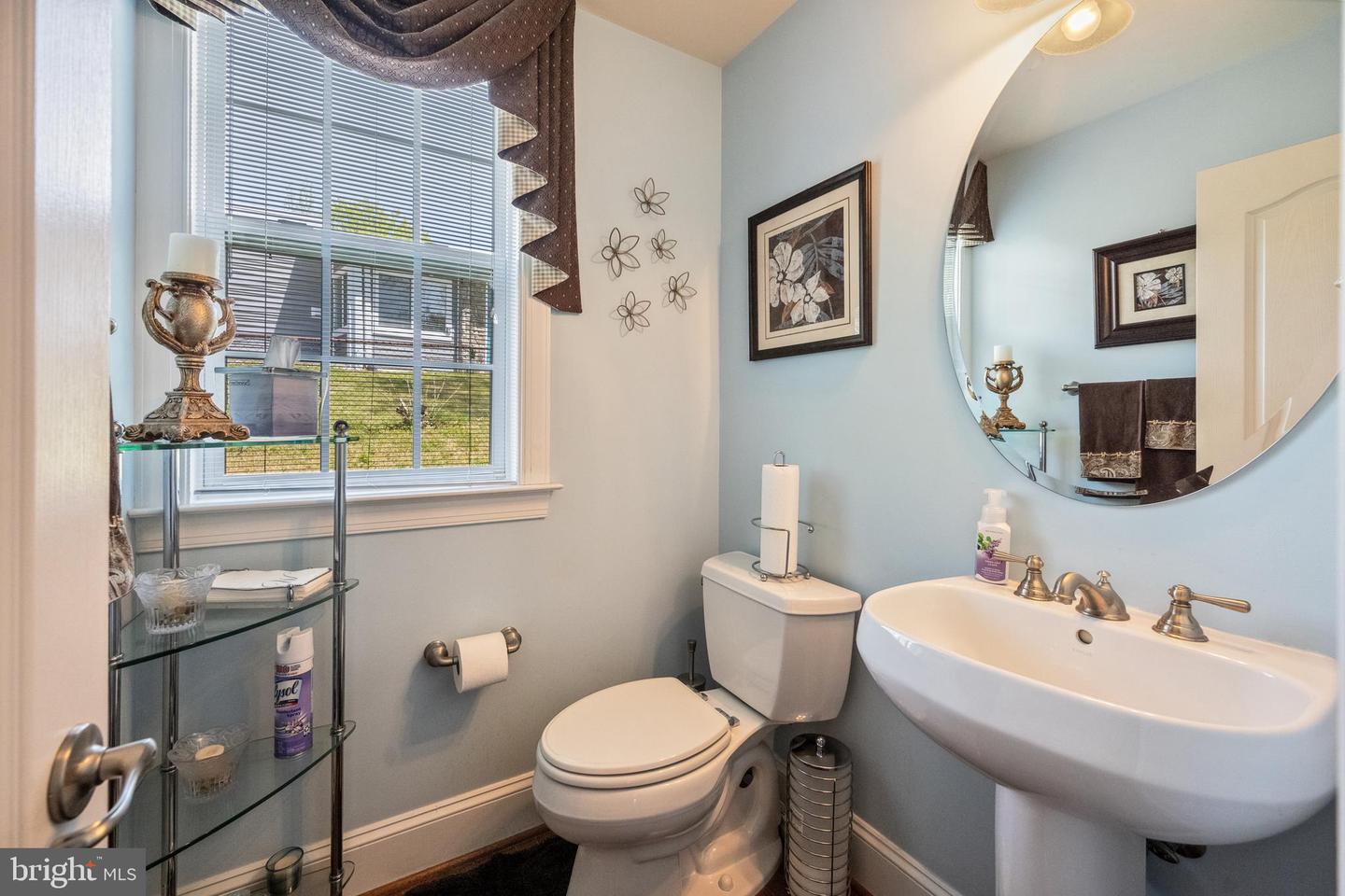 3716 TAFT AVE, ALEXANDRIA, Virginia 22304, 4 Bedrooms Bedrooms, ,4 BathroomsBathrooms,Residential,For sale,3716 TAFT AVE,VAAX2043850 MLS # VAAX2043850