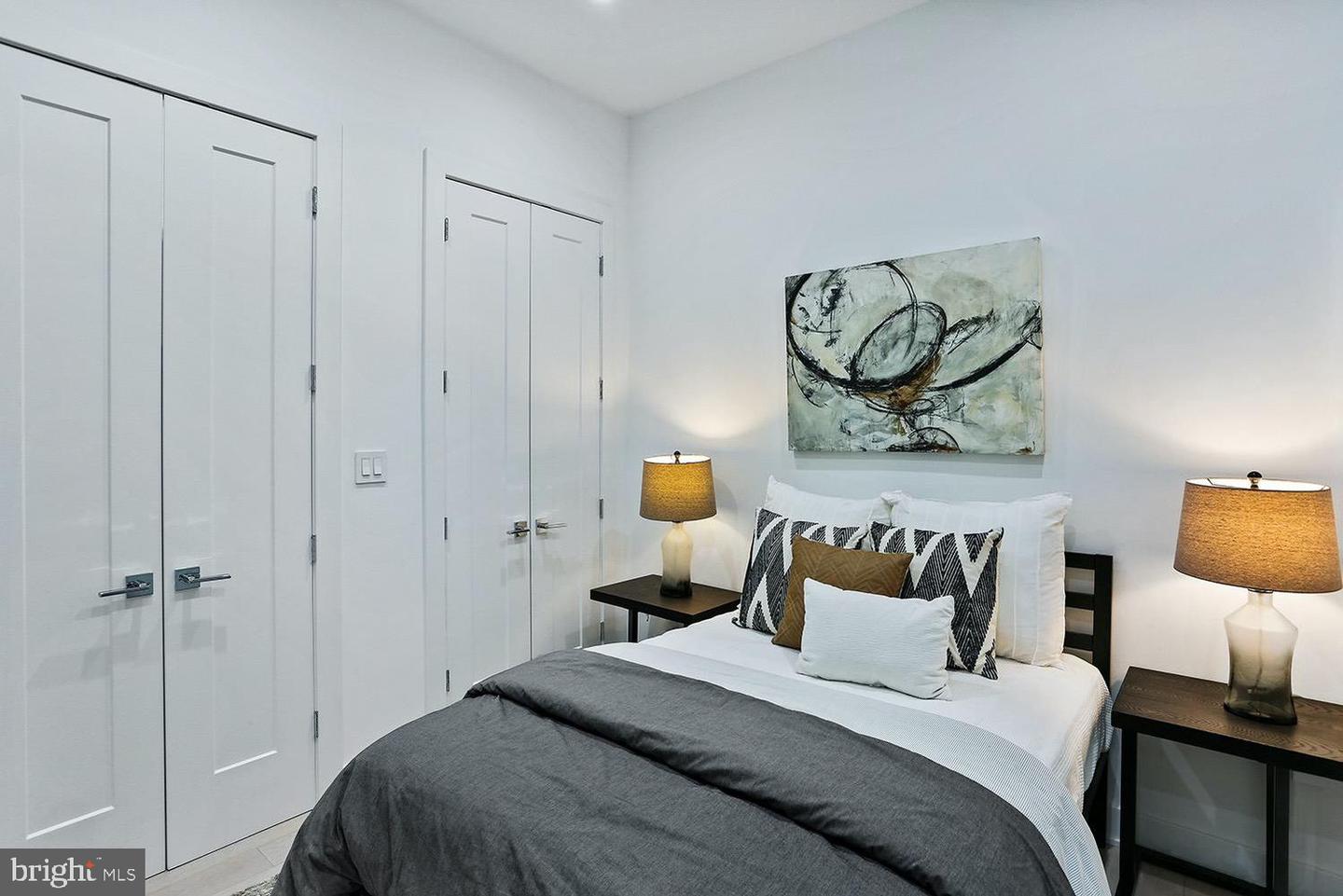 4 R ST NW #3, WASHINGTON, District Of Columbia 20001, 2 Bedrooms Bedrooms, ,2 BathroomsBathrooms,Residential,For sale,4 R ST NW #3,DCDC2194902 MLS # DCDC2194902