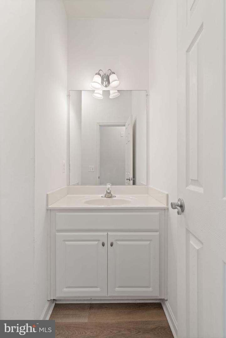 13945 HOLLOW WIND WAY #201, WOODBRIDGE, Virginia 22191, 4 Bedrooms Bedrooms, ,2 BathroomsBathrooms,Residential,For sale,13945 HOLLOW WIND WAY #201,VAPW2092014 MLS # VAPW2092014