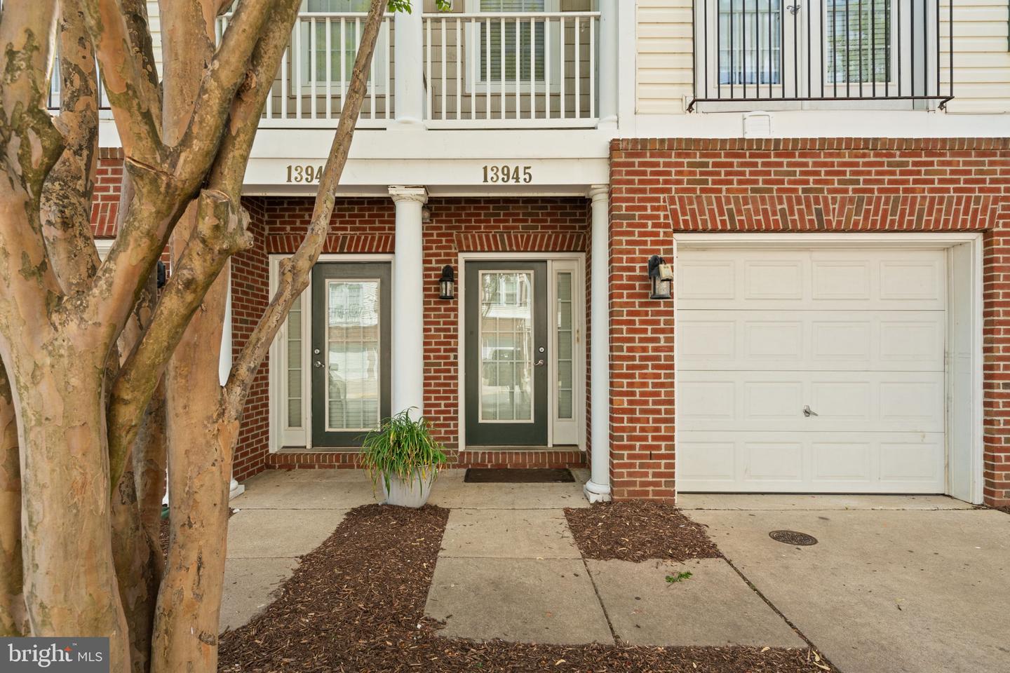 13945 HOLLOW WIND WAY #201, WOODBRIDGE, Virginia 22191, 4 Bedrooms Bedrooms, ,2 BathroomsBathrooms,Residential,For sale,13945 HOLLOW WIND WAY #201,VAPW2092014 MLS # VAPW2092014